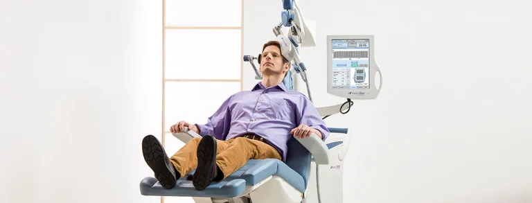 TMS Therapy vs. Traditional Antidepressants: Which is Right for You?